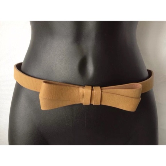 BCBGENERATION WAIST BELT BOW BUCKLE BROWN TAN - Picture 2 of 7